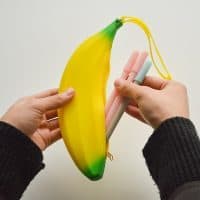 Силиконовый пенал в виде банана для канцелярских принадлежностей