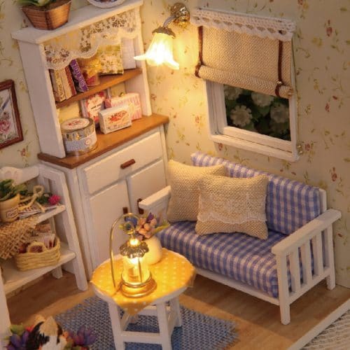 Деревянный кукольный домик-конструктор DIY с мебелью и светом для девочек