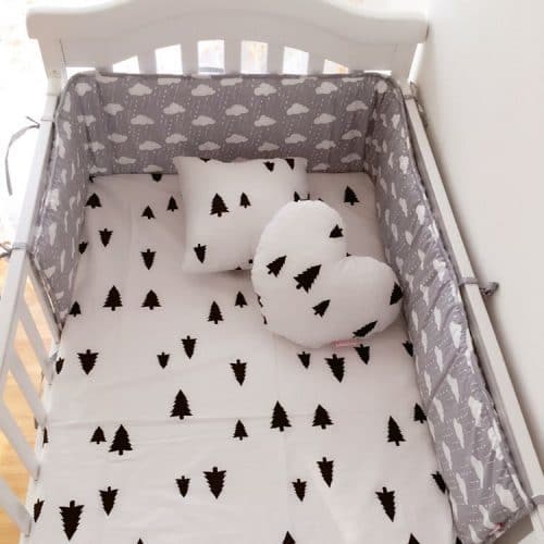 Бампер бортик в детскую кроватку для новорожденных