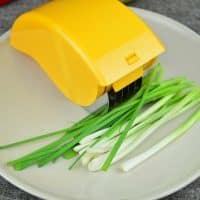 Роликовый нож-слайсер для резки зелени