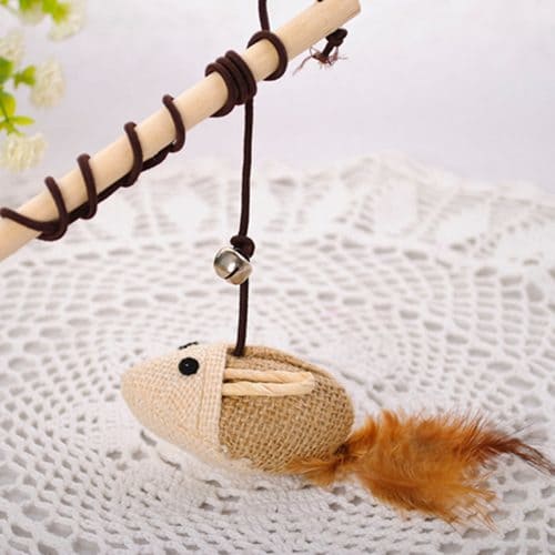 Деревянная игрушка Дразнилка с мышкой и перьями для кошки