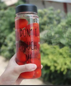 Пластиковая прозрачная бутылка 500 мл для воды с надписью Don’t touch me