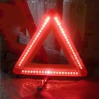 Светящийся светодиодный треугольник-знак аварийной остановки с подсветкой на батарейках