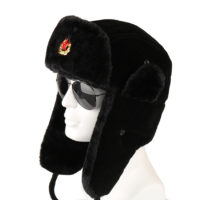 Советская меховая шапка ушанка со звездой советского союза