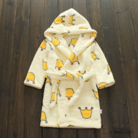 Недорогой детский махровый халат с капюшоном для девочки и мальчика