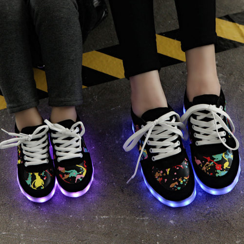 Детские кроссовки со светящейся подошвой для мальчиков и девочек