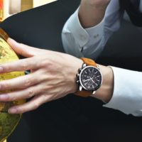 Мужские наручные кварцевые водонепроницаемые часы Benyar с кожаным ремешком