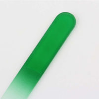 Стеклянная пилочка для ногтей в пластиковом футляре