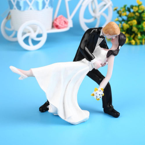 Фигурки-статуэтки жениха и невесты на свадебный торт