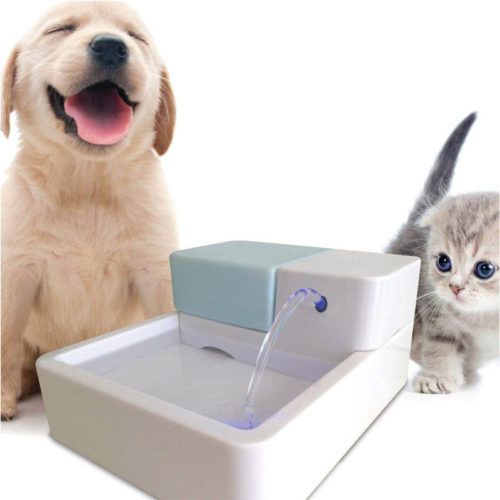 Питьевой фонтан-поилка со светодиодной подсветкой для домашних животных (собак, кошек)