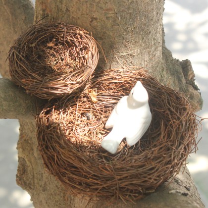 Декоративное гнездо для колец на свадьбу