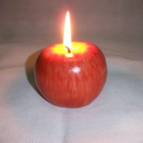 Ароматическая свеча в виде яблока