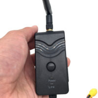 Беспроводной передатчик изображения камеры заднего вида на монитор телефона