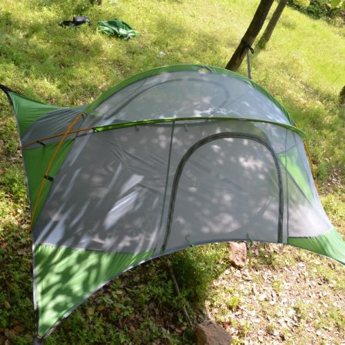 Подвесная палатка-гамак на дерево