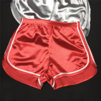 Женские спортивные атласные короткие шорты разных цветов с белыми полосками