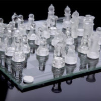 Стеклянные шахматы 25х25 см