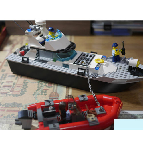 Lepin (Лепин) 02049 конструктор Полицейская лодка