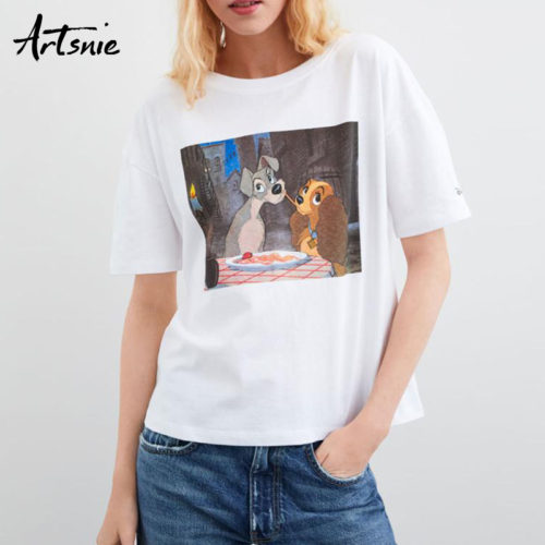 Женская белая футболка с собаками из мультфильма Леди и Бродяга