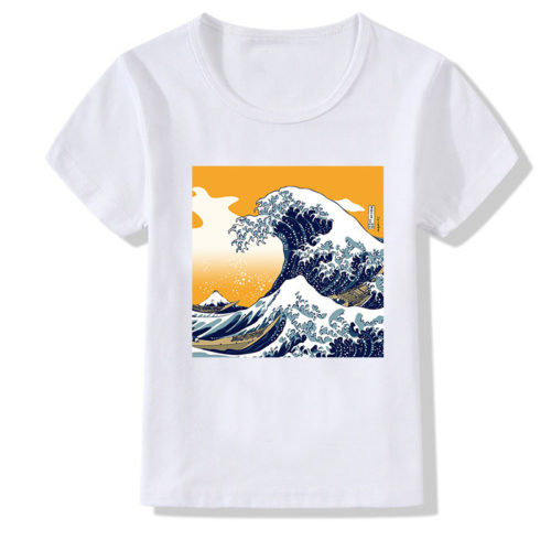 Женская белая футболка “Большая волна в Канагаве” Кацусика Хокусай (Katsushika Hokusai)