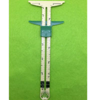 Швейный измерительный инструмент с бегунком