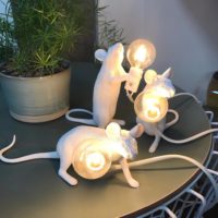 Светильник на прикроватную тумбочку в виде мыши с лампочкой
