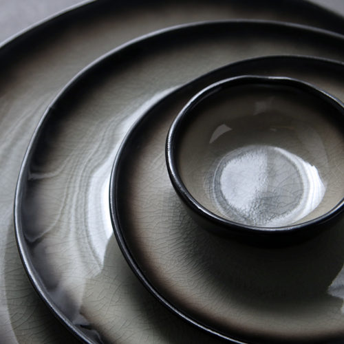 Керамические плоские и глубокие тарелки в японском стиле с градиентом