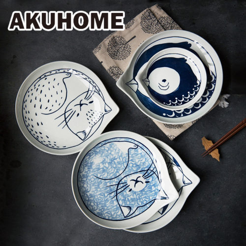 Керамические круглые тарелки в японском стиле с изображением милых котов и птиц