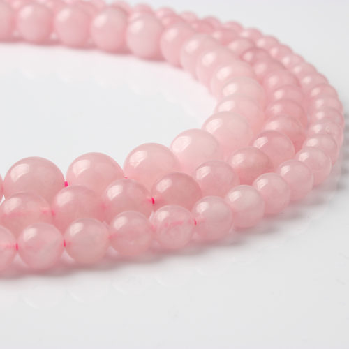 Ожерелье на шею с бусинами из розового кварца (разная длина и диаметр бусин)